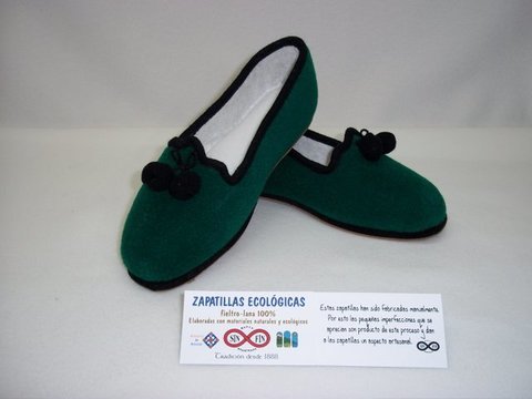 zapatilla de fieltro artesanal verde oscuro foto general